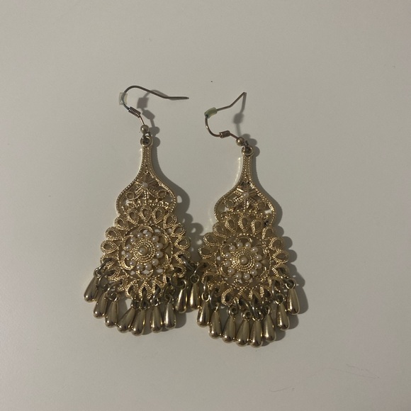 VINTAGE GOLD EARRINGS - Picture 2 of 2